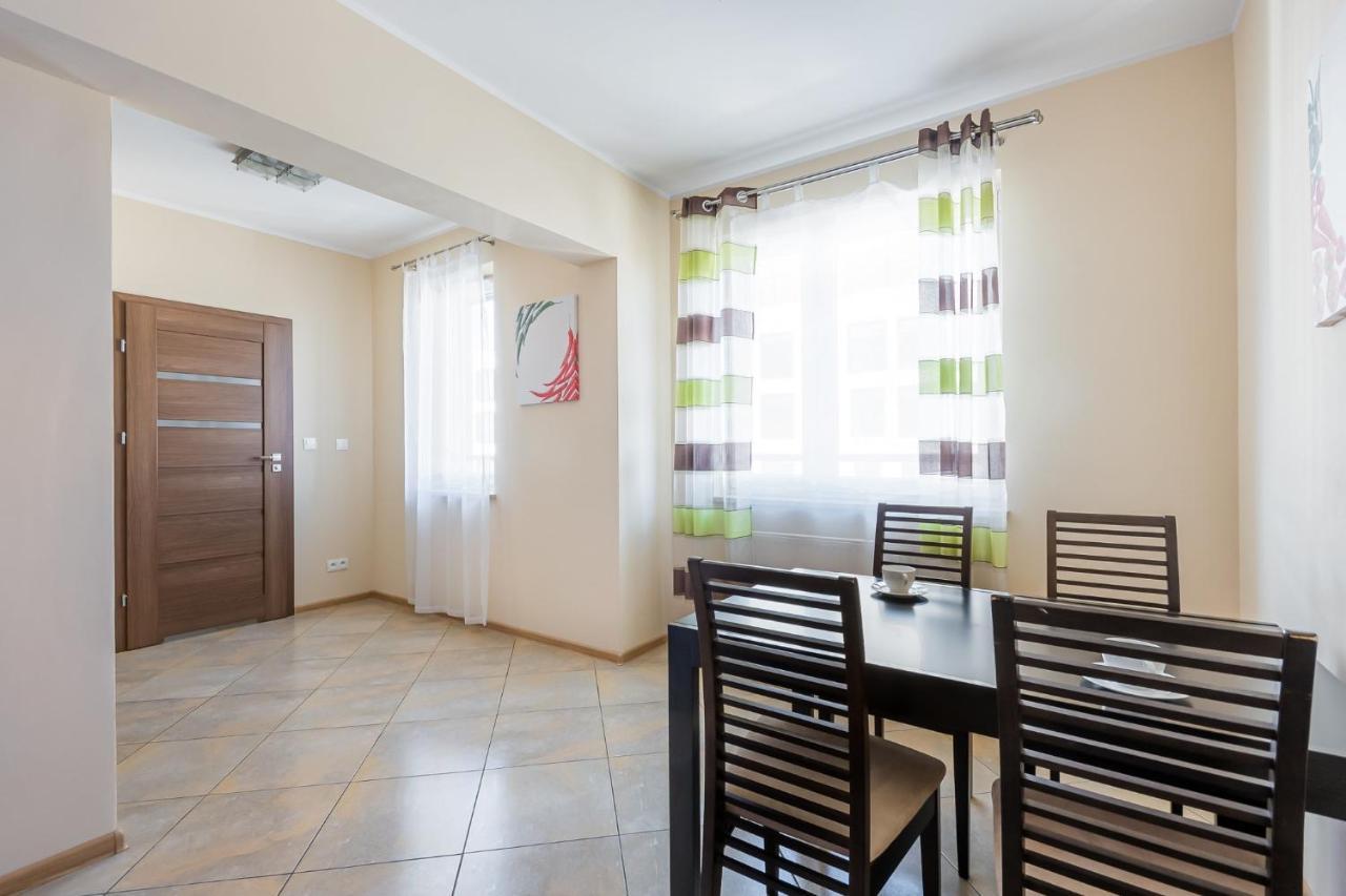 One-Bedroom Standard Apartment